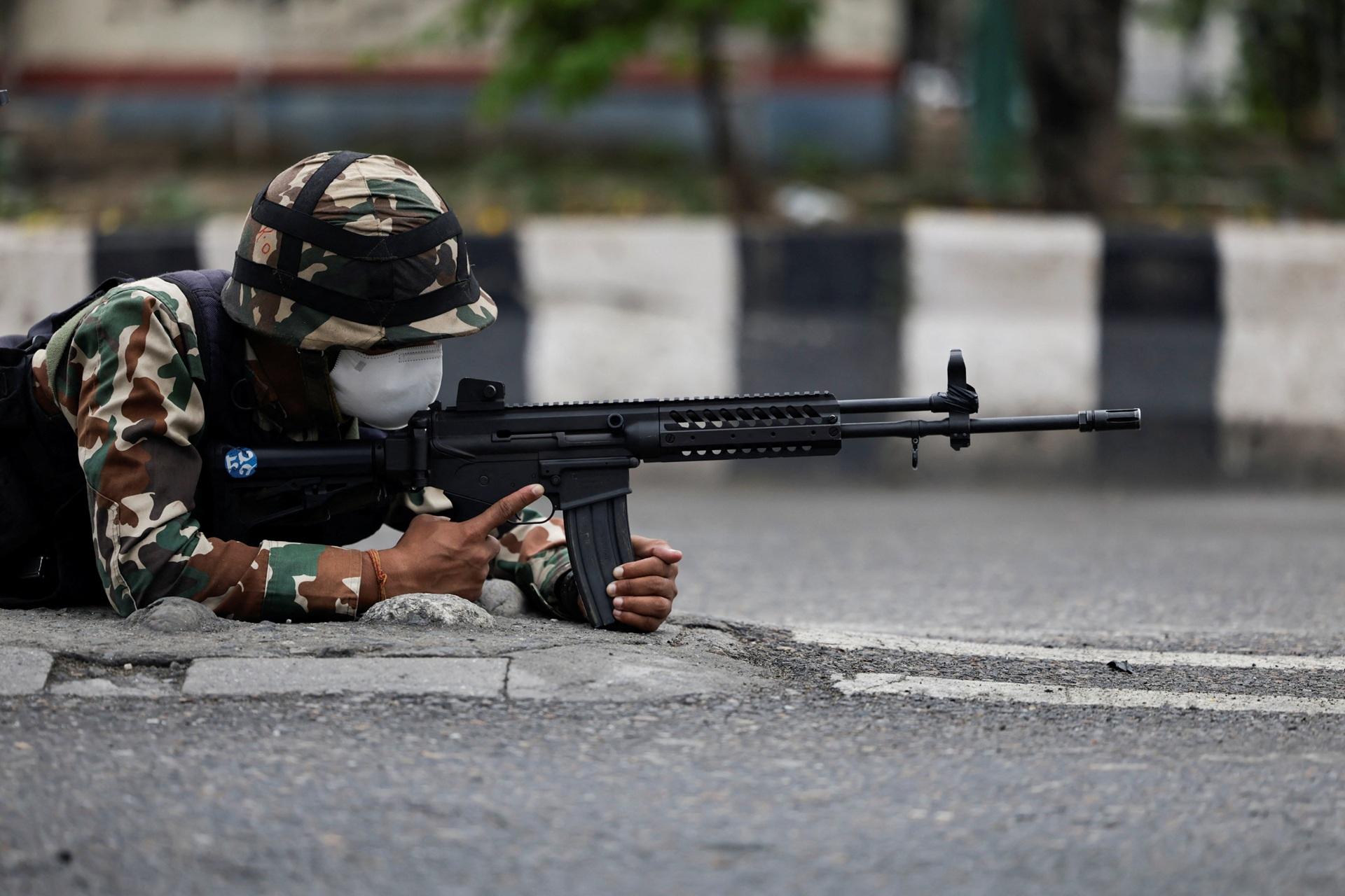 নেপালকে কোন পথে নিচ্ছে জেন জি, সাধারণ মানুষ কী বলছে